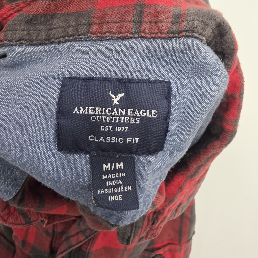 American Eagle Outfitters Red and Black Plaid Sleeveless Shirt - Picture 6 of 7